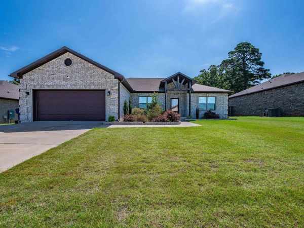 74 Cimarron Circle, Cabot, AR 72023