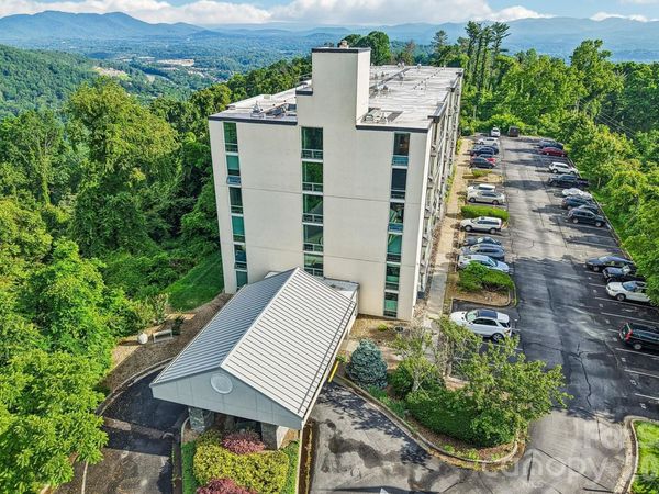 647 Town Mountain Road, Unit 212, Asheville, NC 28804
