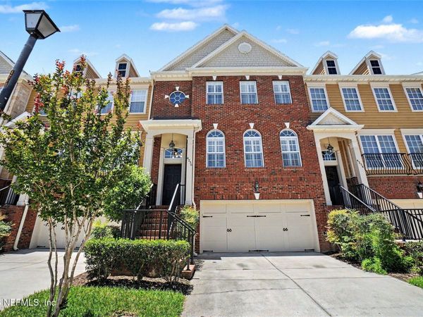 4256 STUDIO PARK Avenue, Jacksonville, FL 32216