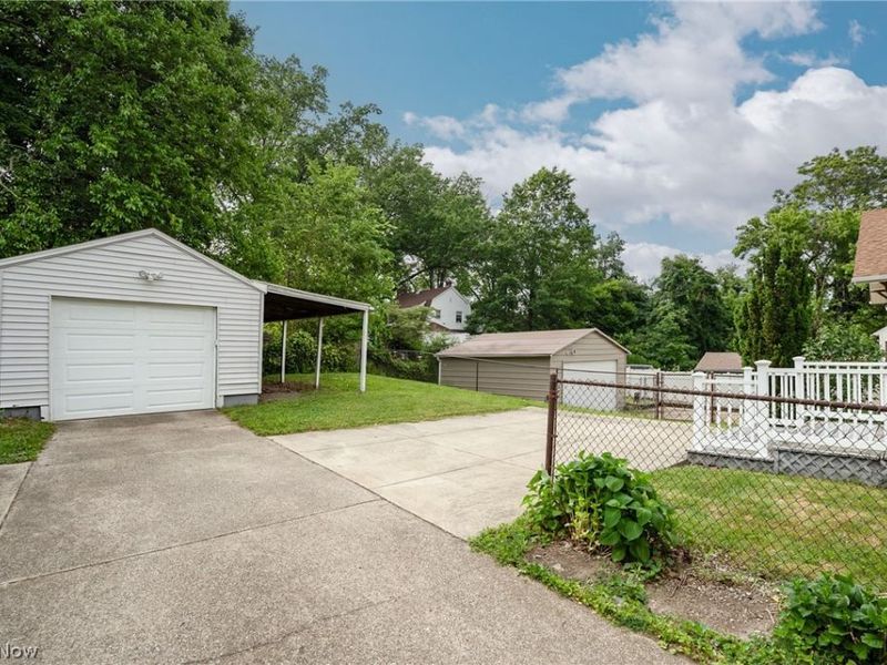 598 Morningview Avenue, Akron, OH 44305 Photo 18