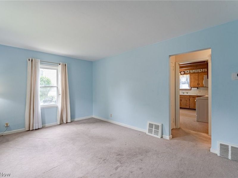598 Morningview Avenue, Akron, OH 44305 Photo 4