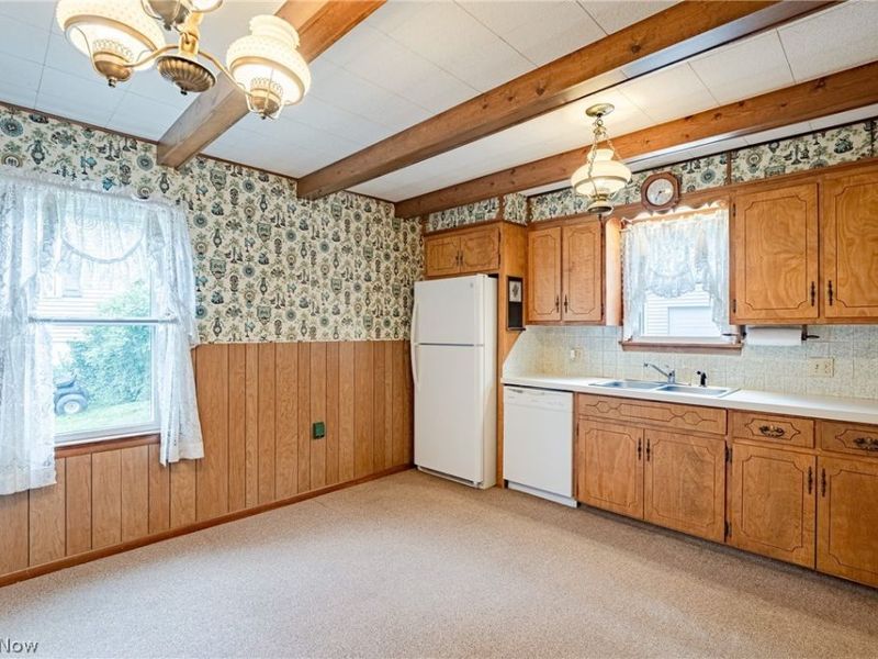 598 Morningview Avenue, Akron, OH 44305 Photo 5