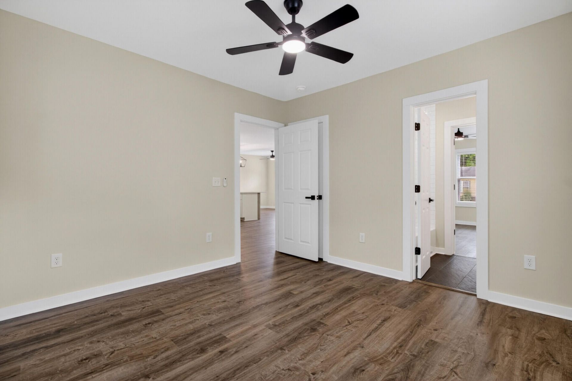 2136 Commander Road Photo 20