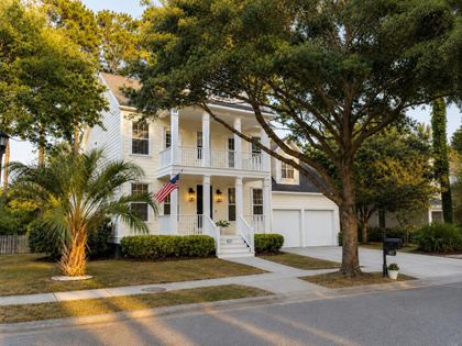 1627 Ellsworth Street Mount Pleasant, SC 29466