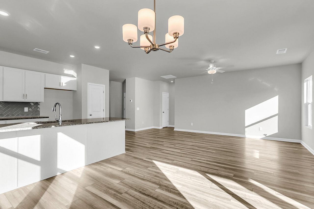 1026 Carolina Way Photo 27