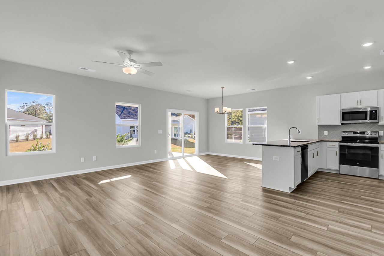 1026 Carolina Way Photo 29