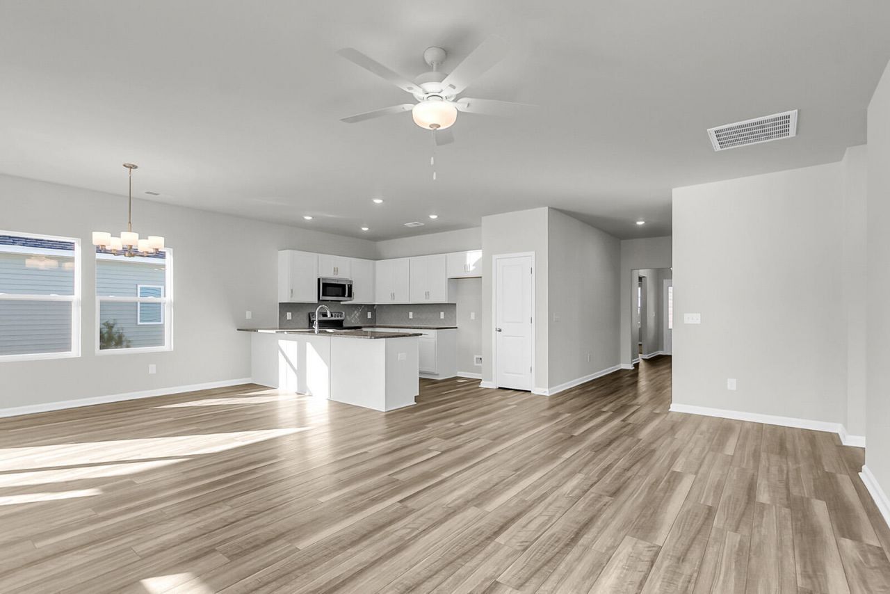 1026 Carolina Way Photo 31