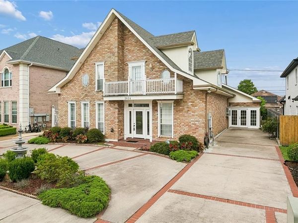 3834 CORINNE Avenue , Chalmette, LA 70043