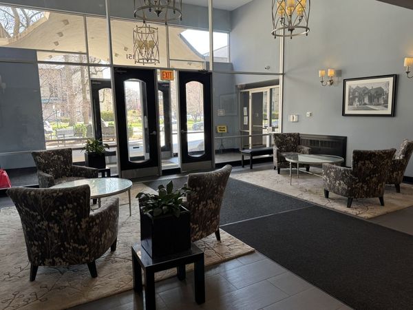151 N Kenilworth Avenue , Unit 4G, Oak Park, IL 60301