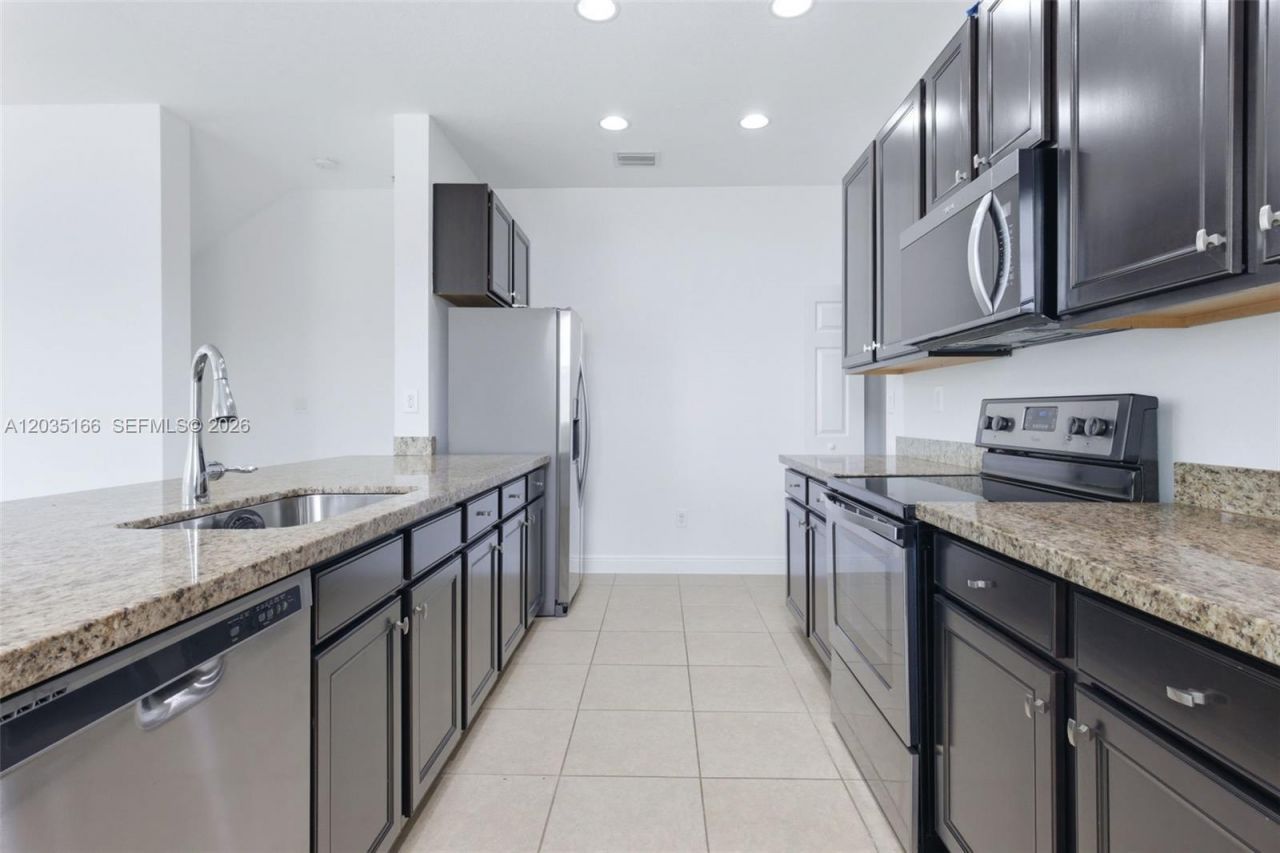 14776 SW 10th St , Unit 10501, Pembroke Pines, FL 33027 Photo