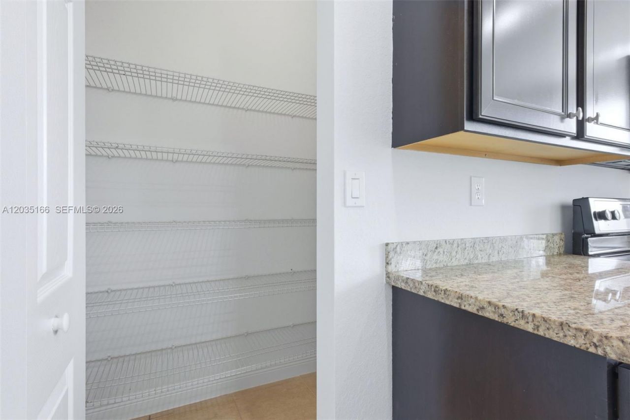 14776 SW 10th St , Unit 10501, Pembroke Pines, FL 33027 Photo