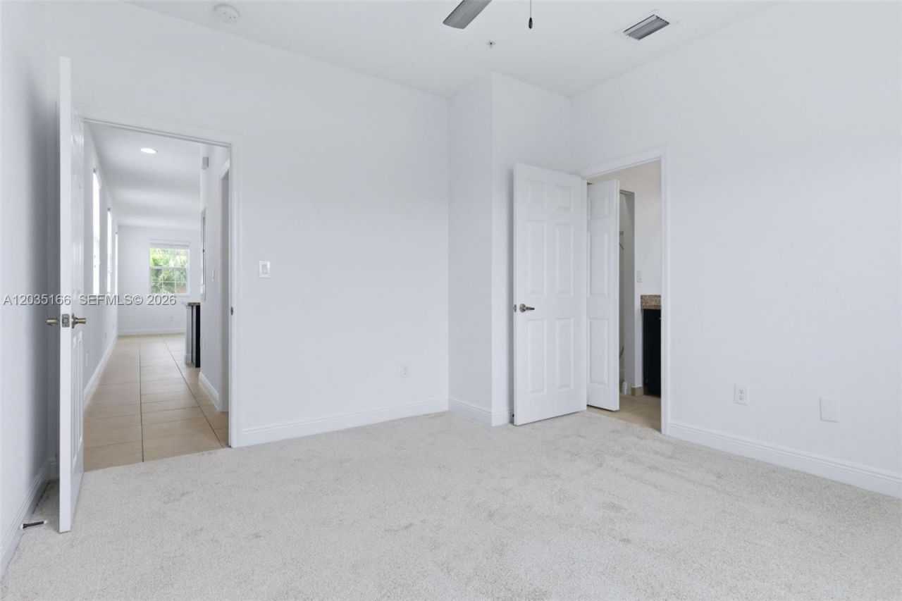 14776 SW 10th St , Unit 10501, Pembroke Pines, FL 33027 Photo