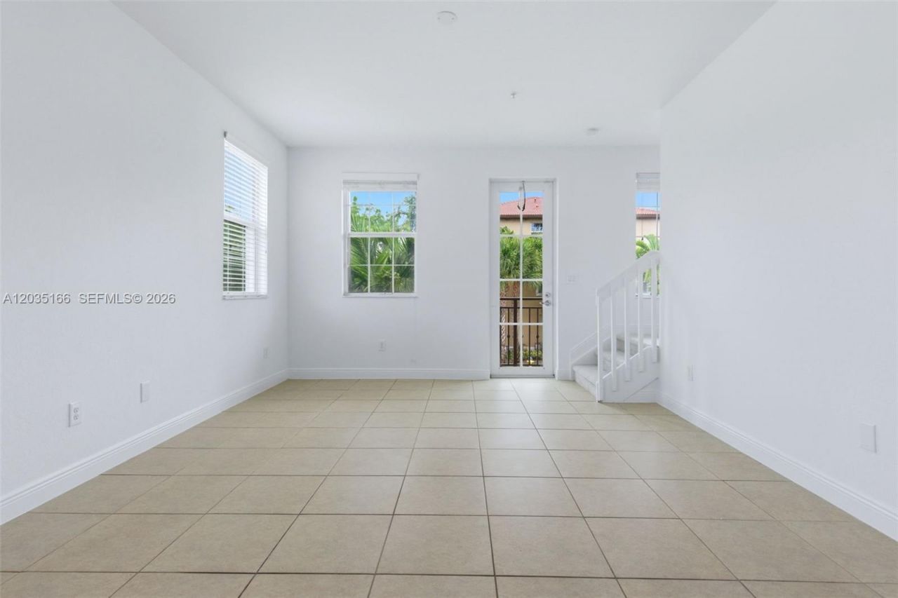 14776 SW 10th St , Unit 10501, Pembroke Pines, FL 33027 Photo