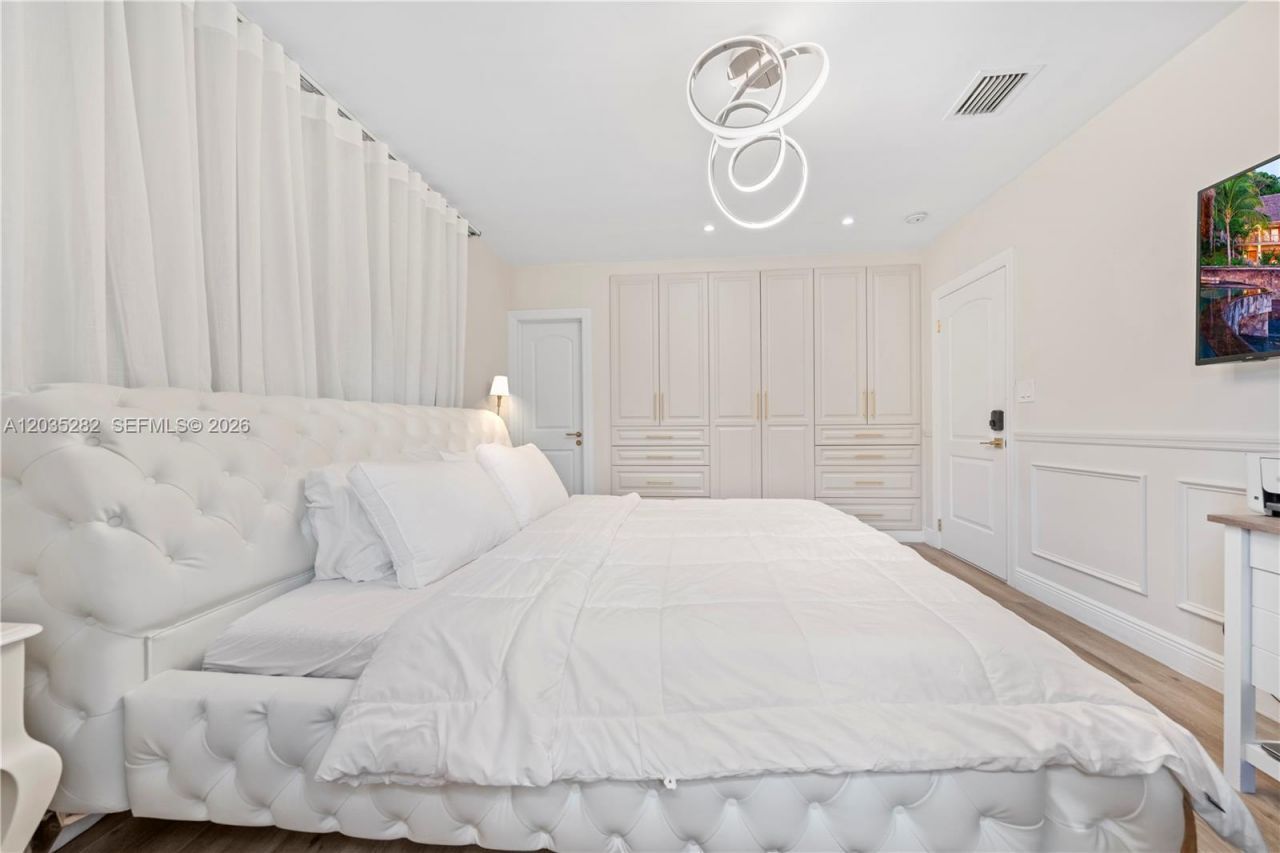 1302 Fillmore St , Hollywood, FL 33019 Photo