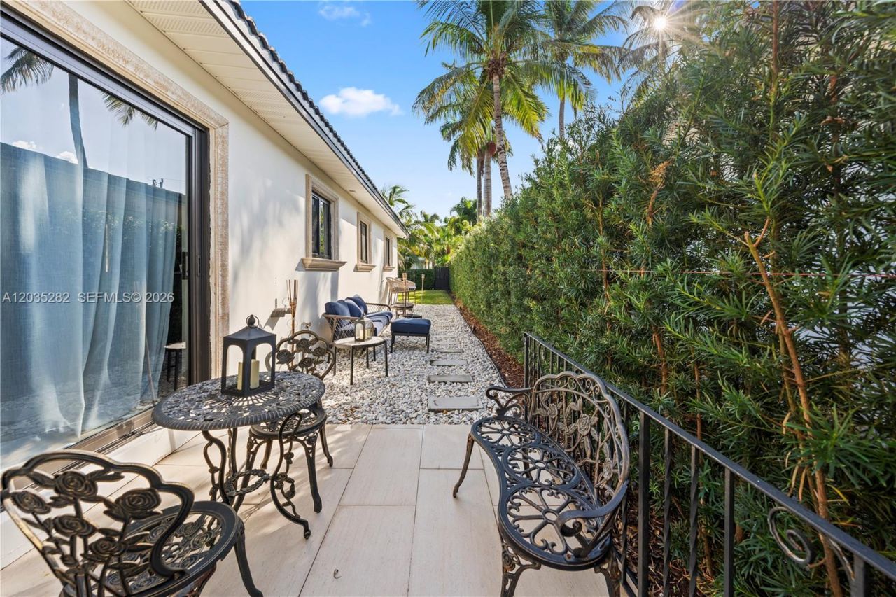 1302 Fillmore St , Hollywood, FL 33019 Photo