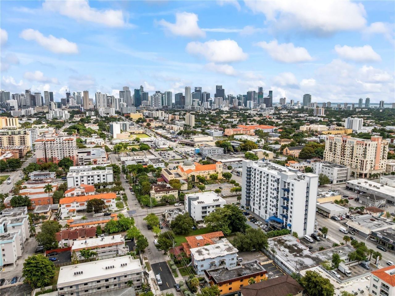 32 NW 14th Ave , Unit 4, Miami, FL 33125 Photo
