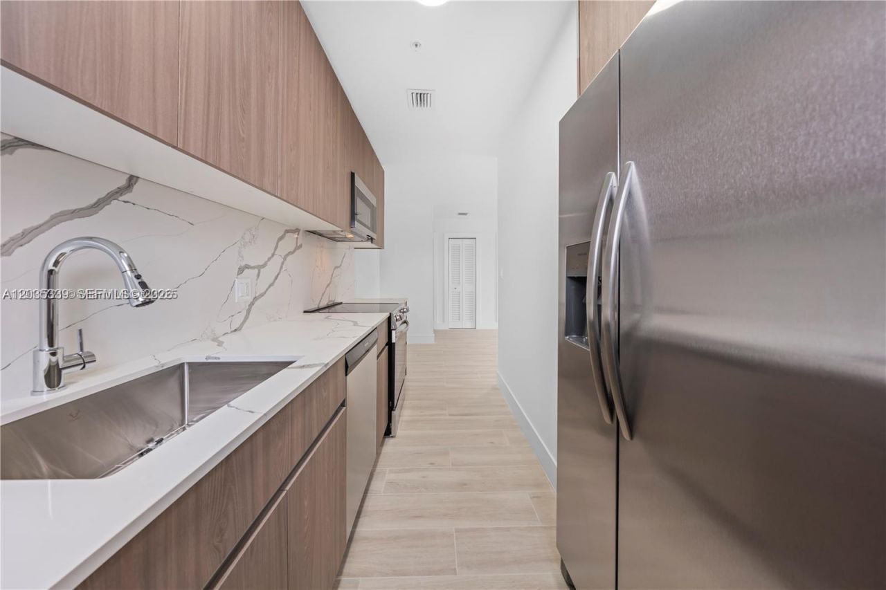 32 NW 14th Ave , Unit 4, Miami, FL 33125 Photo