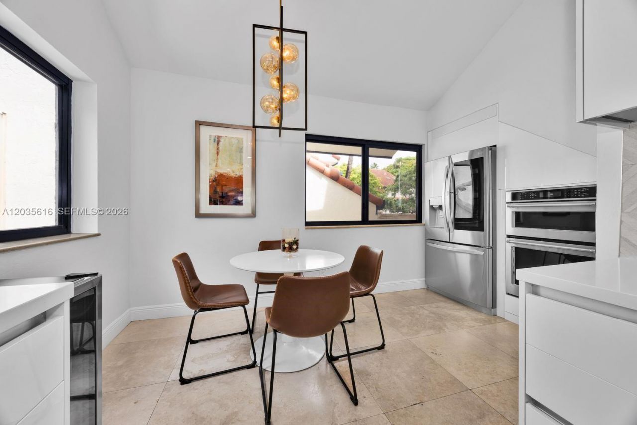 2000 S Bayshore Dr, Unit 65, Miami, FL 33133 Photo