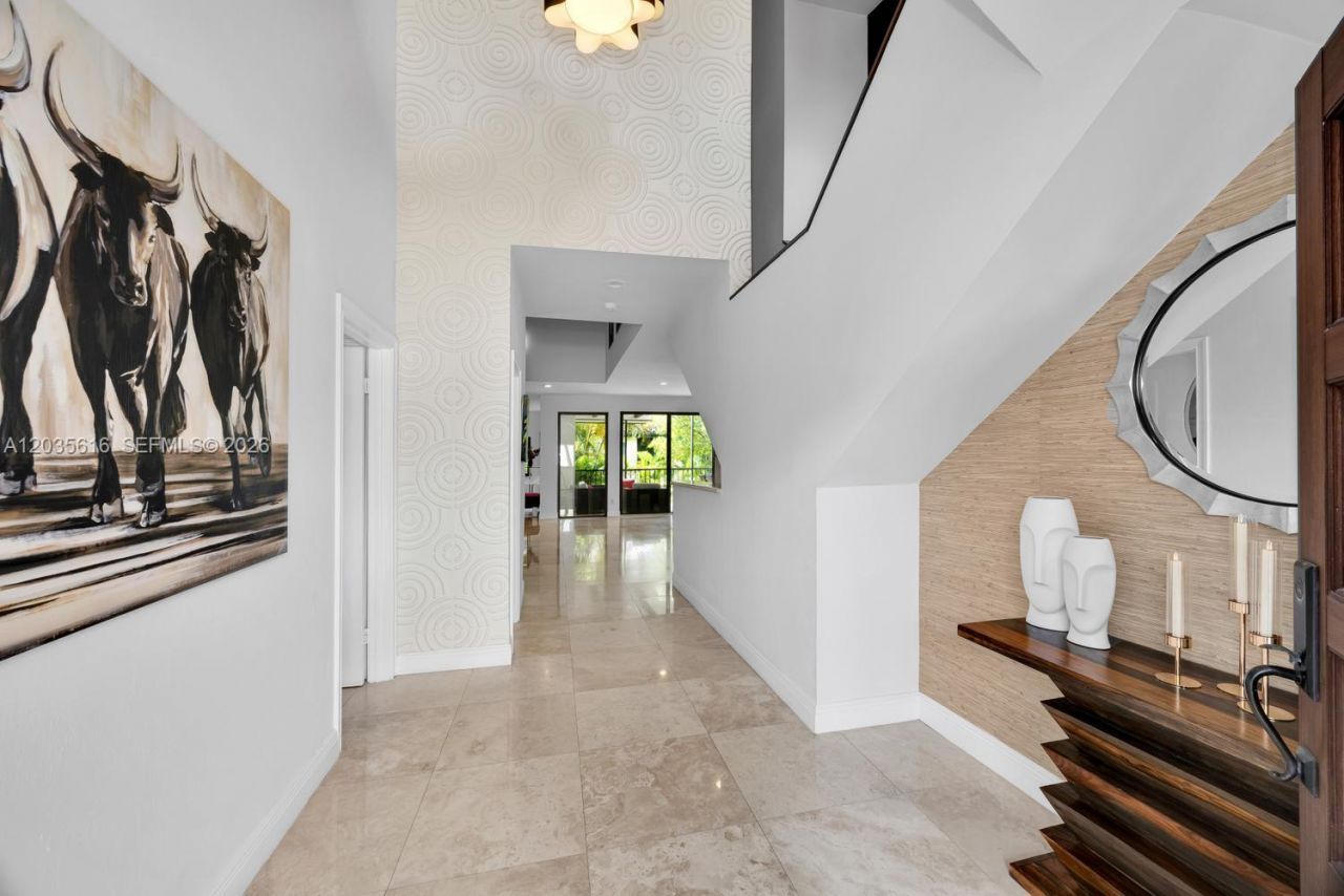 2000 S Bayshore Dr, Unit 65, Miami, FL 33133 Photo