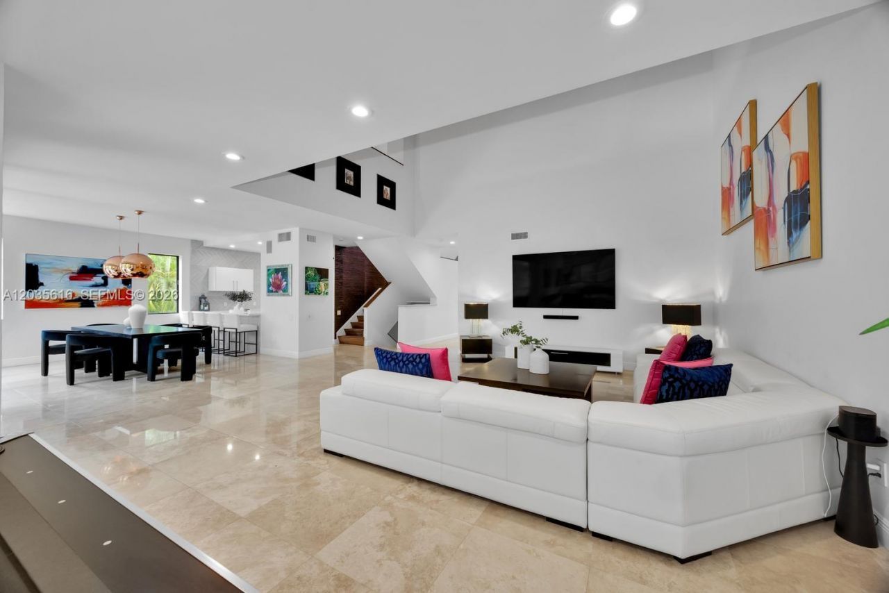 2000 S Bayshore Dr, Unit 65, Miami, FL 33133 Photo