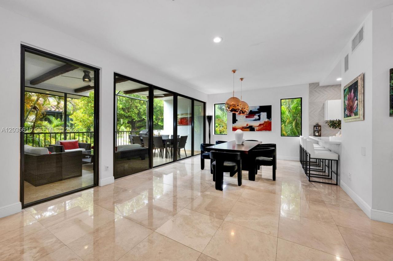 2000 S Bayshore Dr, Unit 65, Miami, FL 33133 Photo