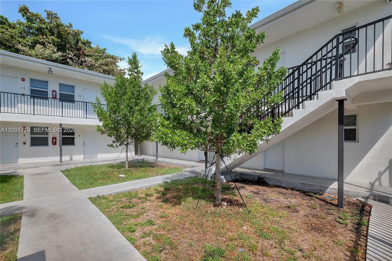 1710 NW 1st Ct , Unit 15, Miami, FL 33136 Photo