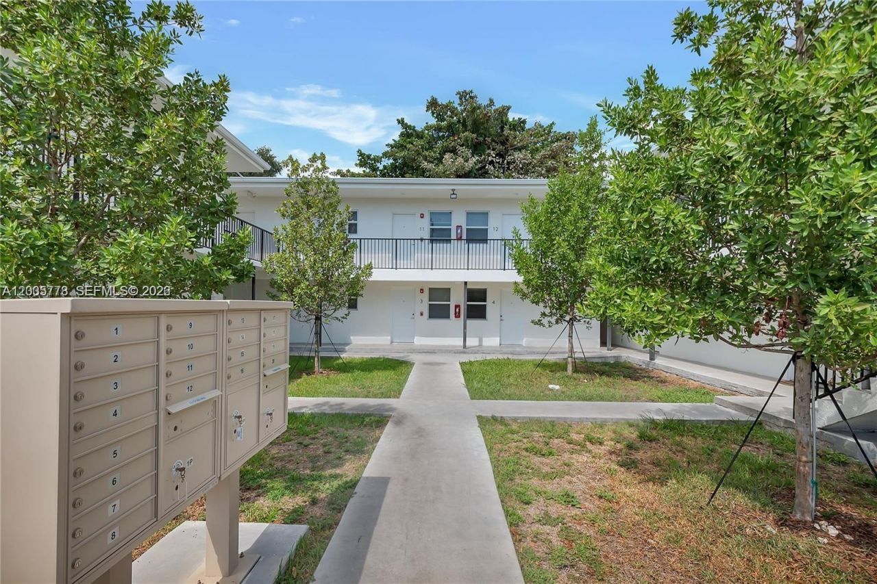 1710 NW 1st Ct , Unit 15, Miami, FL 33136 Photo