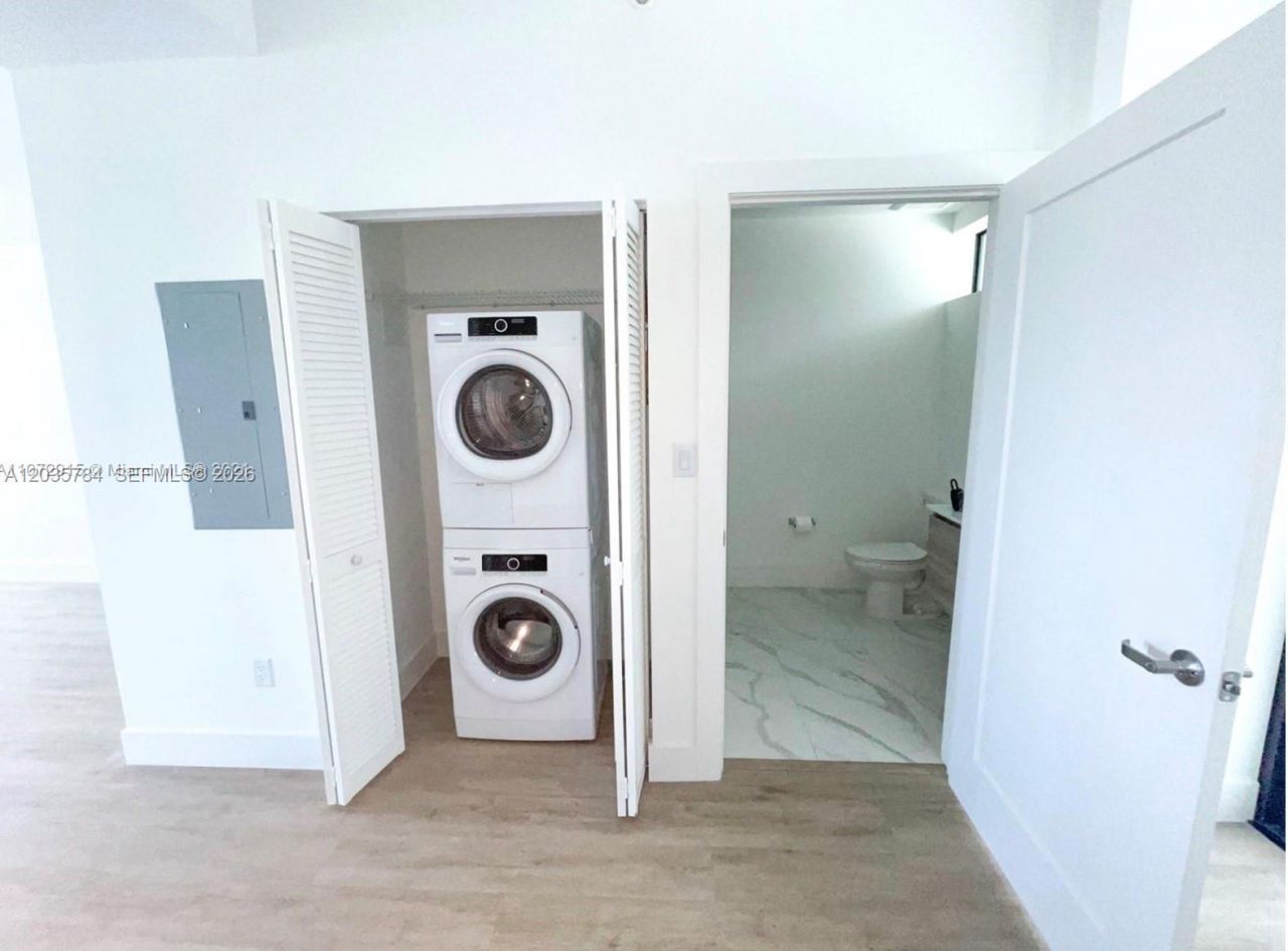 4100 Davie Road, Unit 205, Davie, FL 33314 Photo