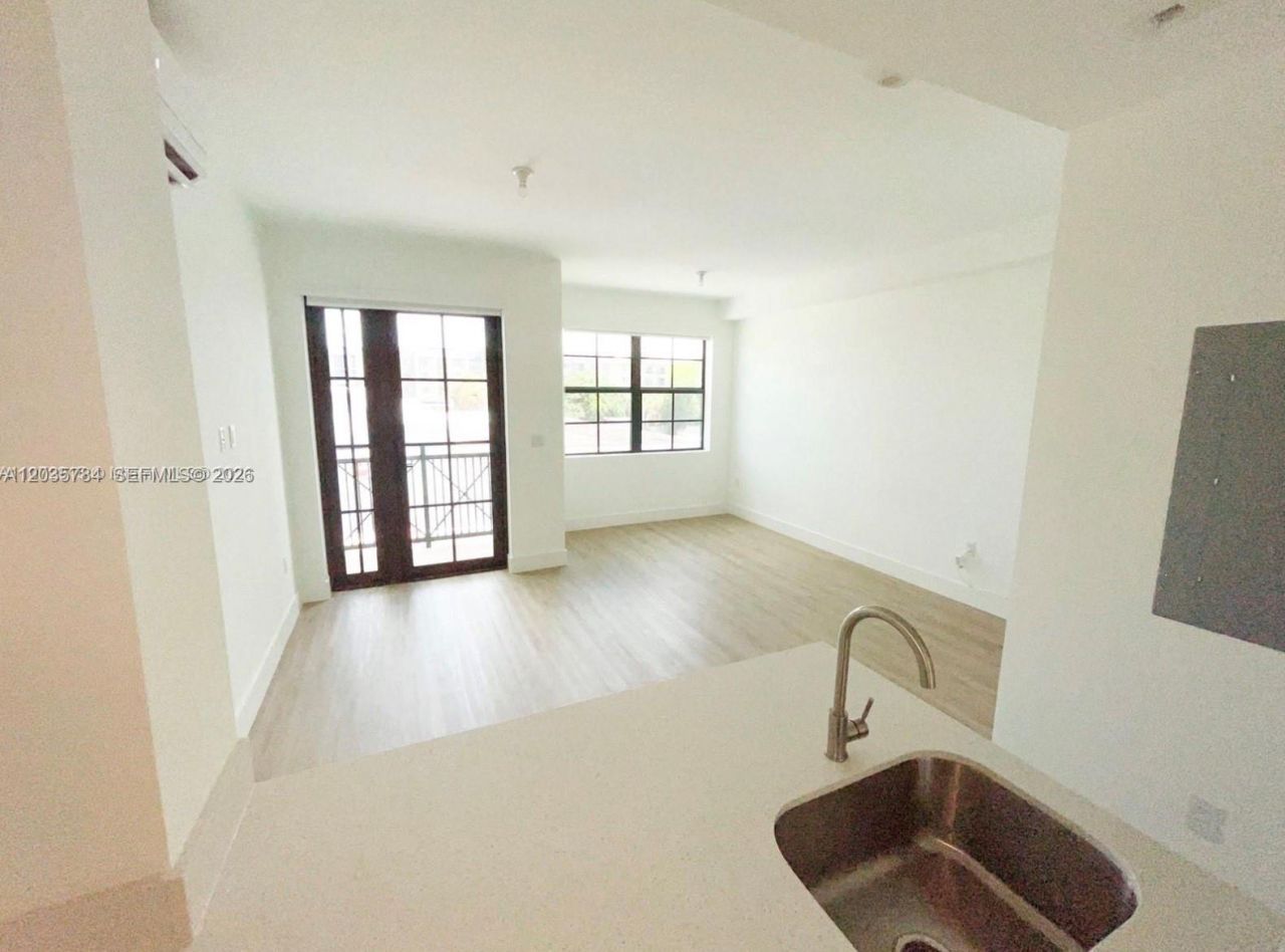 4100 Davie Road, Unit 205, Davie, FL 33314 Photo