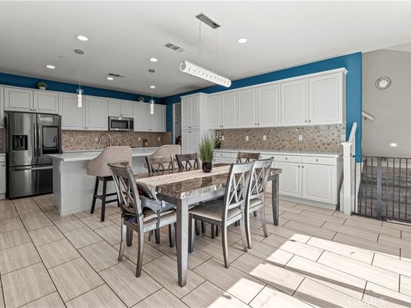 1923 Ray Abril Jr Lane, Colton, CA 92324