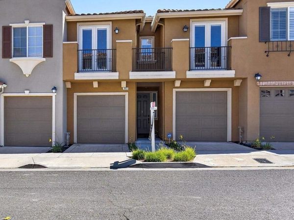 352 Casselino Dr, San Jose, CA 95136