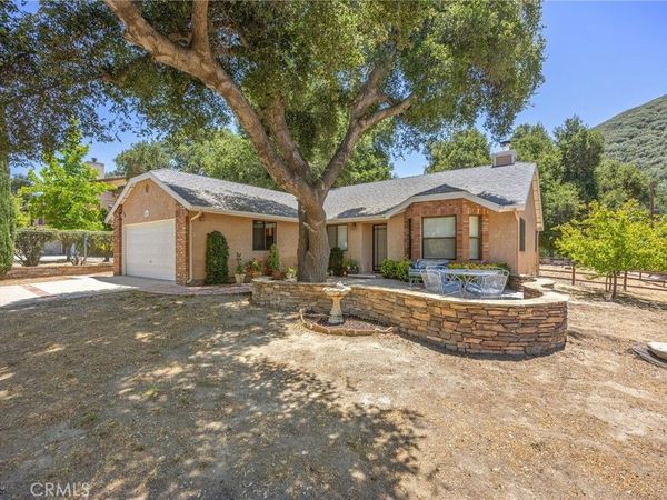 39436 Calle El Fuente, Green Valley, CA 91390