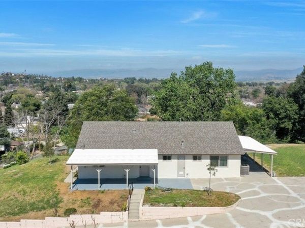 25030 Atwood Boulevard, Newhall, CA 91321
