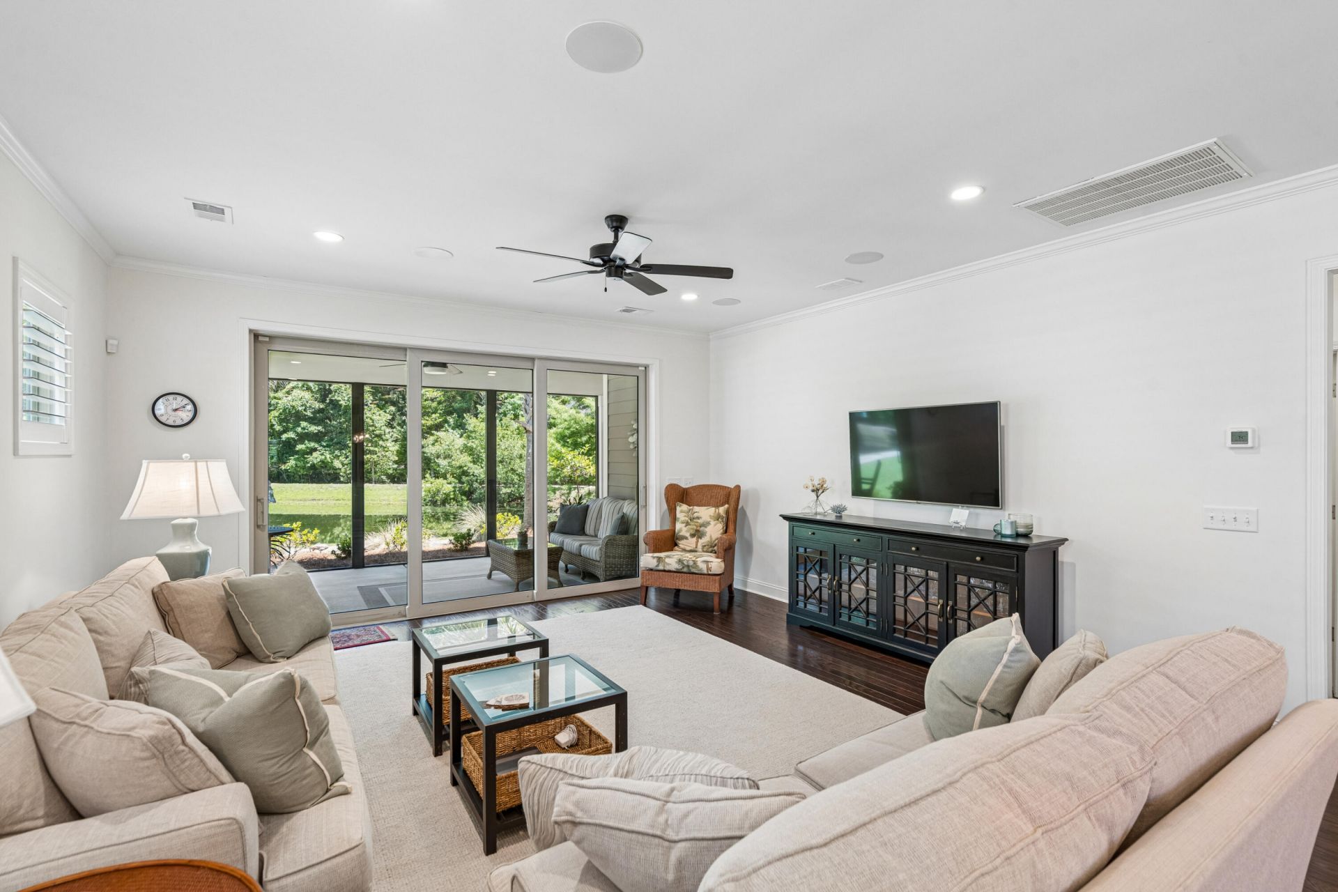 2134 Saint Johns Woods Parkway Photo 20
