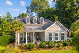 2134 Saint Johns Woods Parkway photo 4
