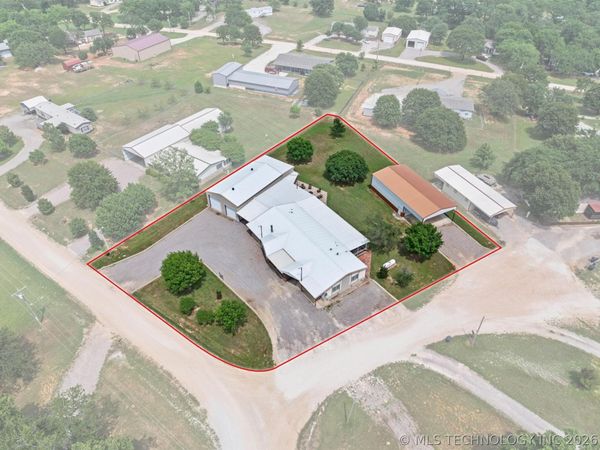 8280 Harmony , Kingston, OK 73439