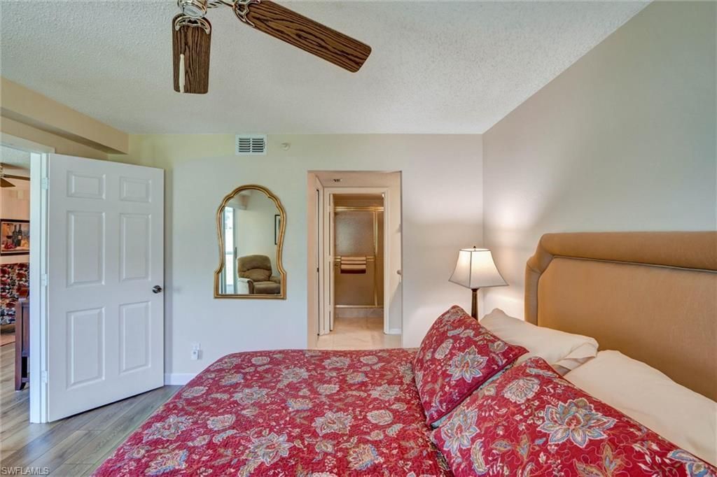 9900 Sunset Cove Ln, Unit 114, Fort Myers, FL 33919 Photo