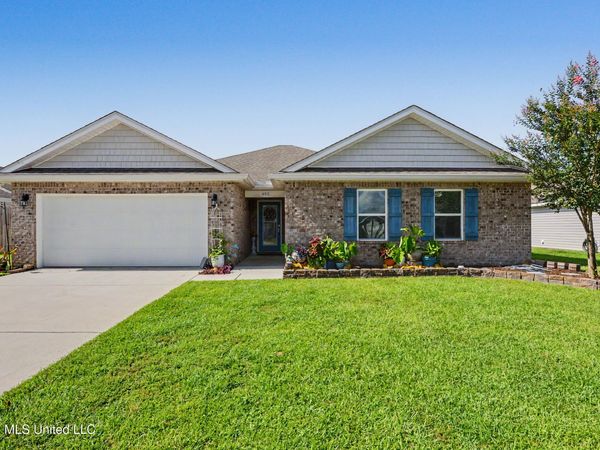 405 E Petunia Drive, Long Beach, MS 39560