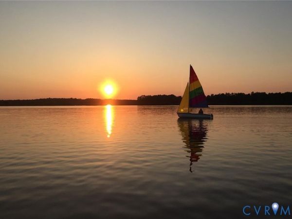 5225 Clipper Cove Road , Midlothian, VA 23112