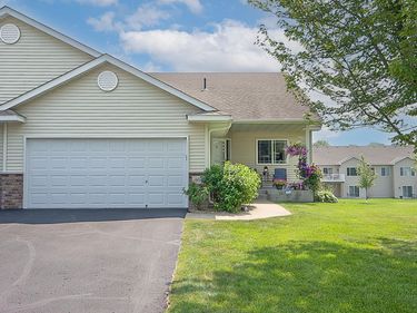 603 Bluffs Parkway, Buffalo, MN 55313