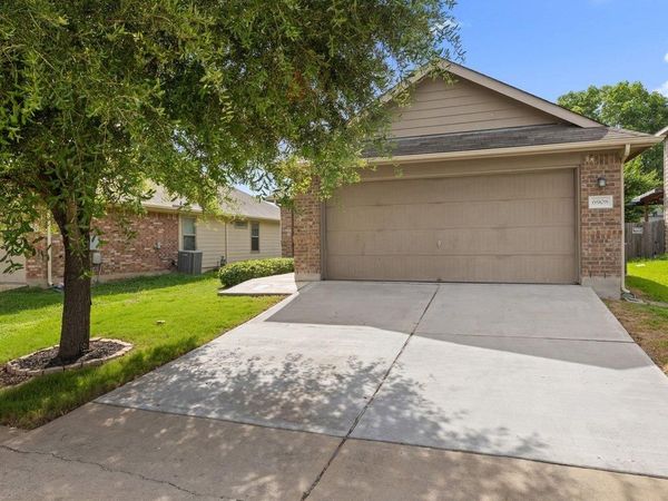 6908 Ferrystone PASS, Del Valle, TX 78617