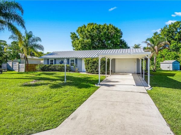 7003 Fort Walton Avenue, Fort Pierce, FL 34951