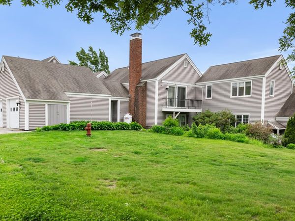 49 Hilltop Place, Unit 49, New London, NH 03257