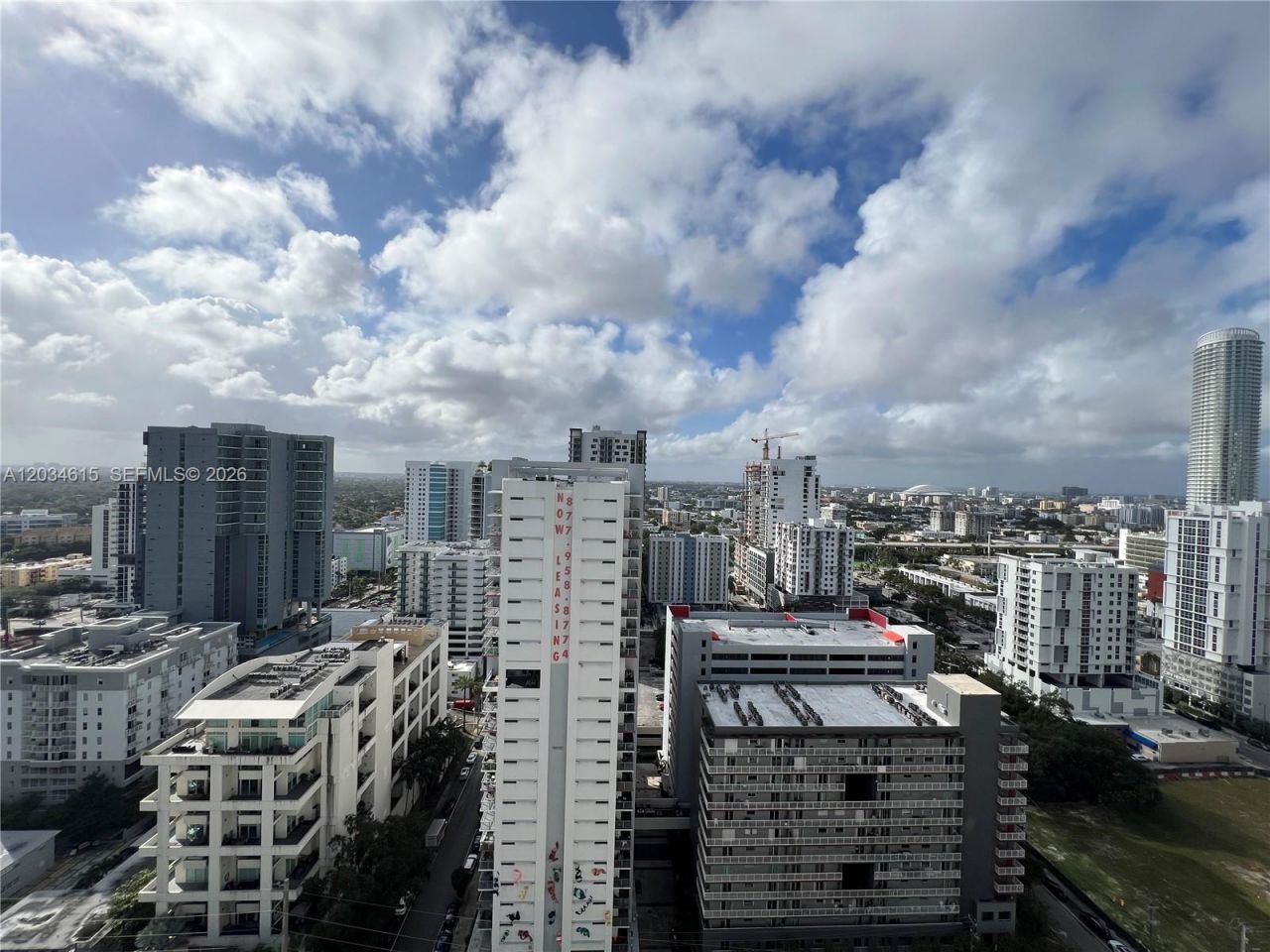 999 SW 1st Ave , Unit 2405, Miami, FL 33130 Photo