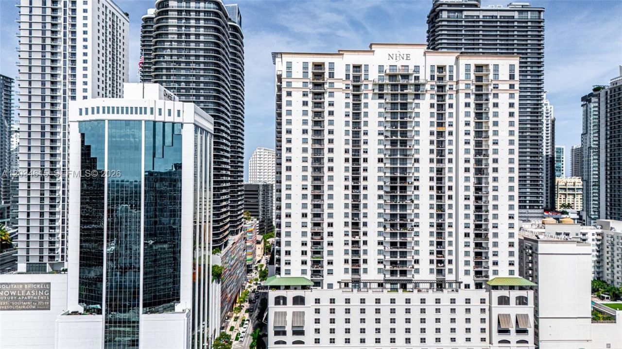 999 SW 1st Ave , Unit 2405, Miami, FL 33130 Photo