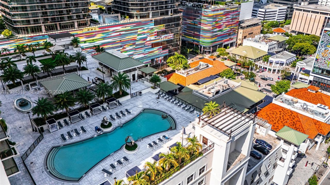 999 SW 1st Ave , Unit 2405, Miami, FL 33130 Photo