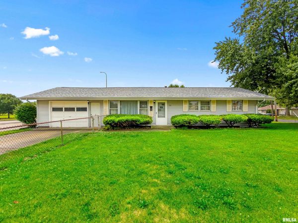 2506 W WESTMINISTER Avenue, Peoria, IL 61604