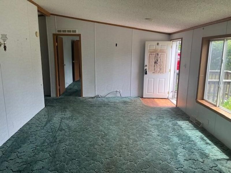 5135 Township Road 186 SW, Junction City, OH 43748 Photo 4