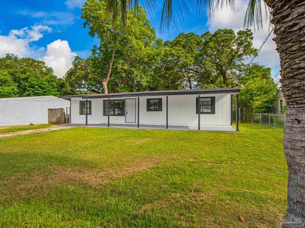 1124 Medford Ave, Pensacola, FL 32505