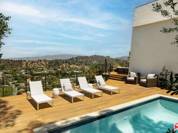 8620 Skyline Drive, Los Angeles, CA 90046